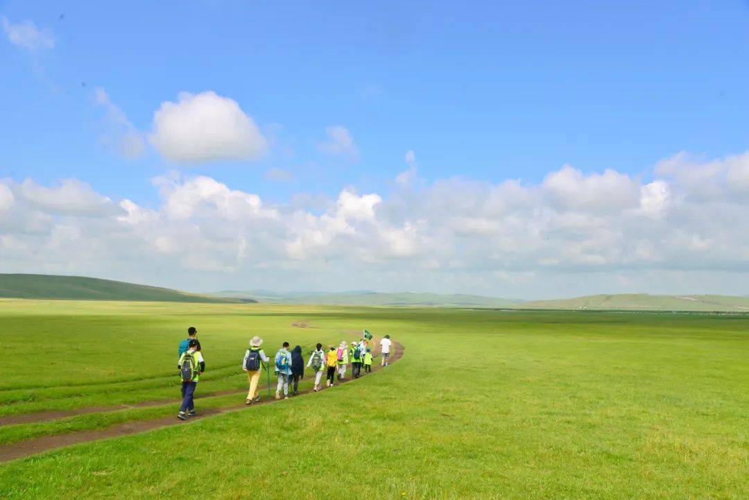 尔草原探索雄鸡金冠上的毕业旅行新葡京2025毕业旅行丨呼伦贝(图18)