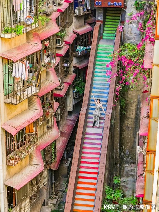 人导游电线日程规划!新葡京重庆旅游推荐私(图2) 人导游电线日程规划!新葡京重庆旅游推荐私(图2)